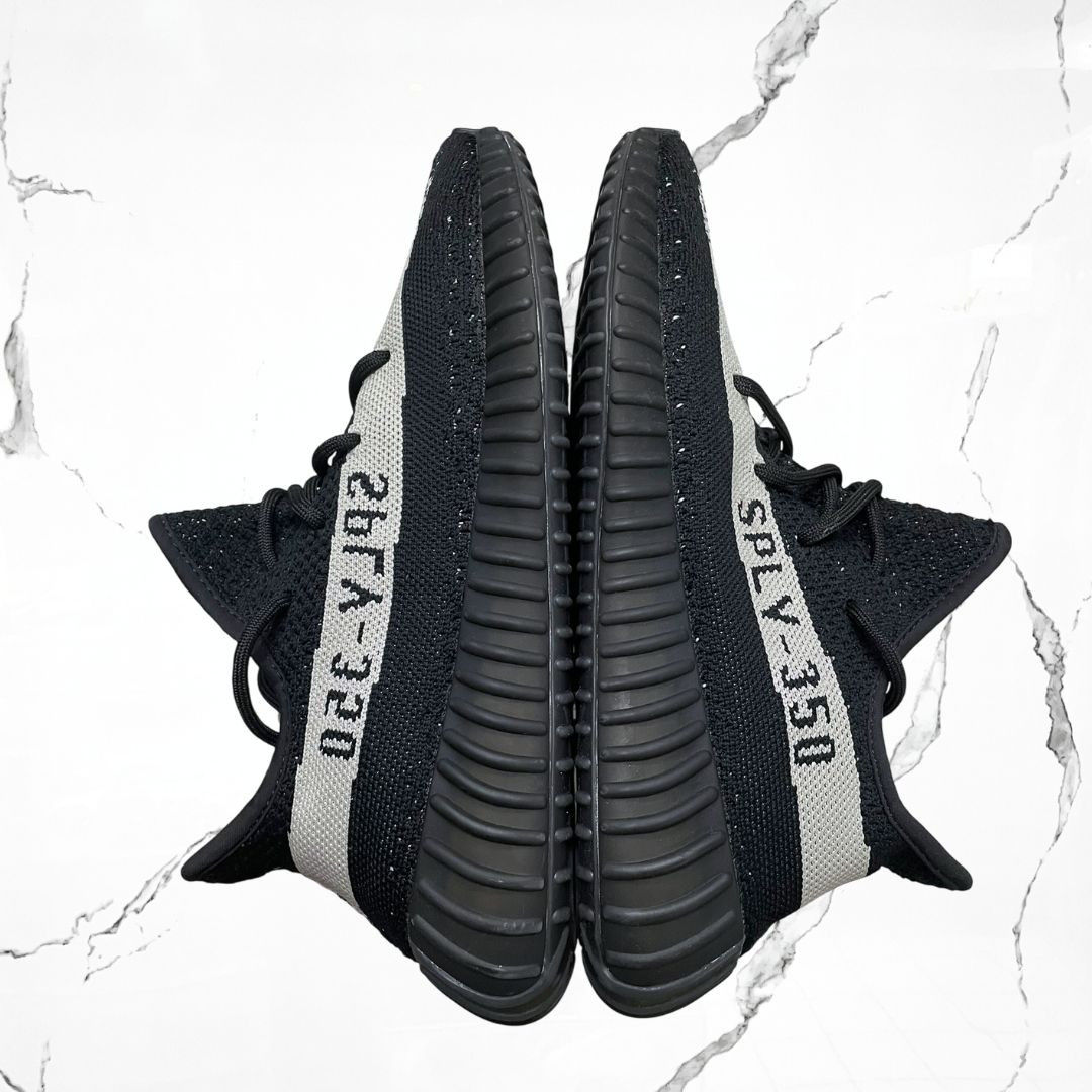 Adidas Yeezy Boost 350 V2 Core Black White (De Uso) - Urban Utility