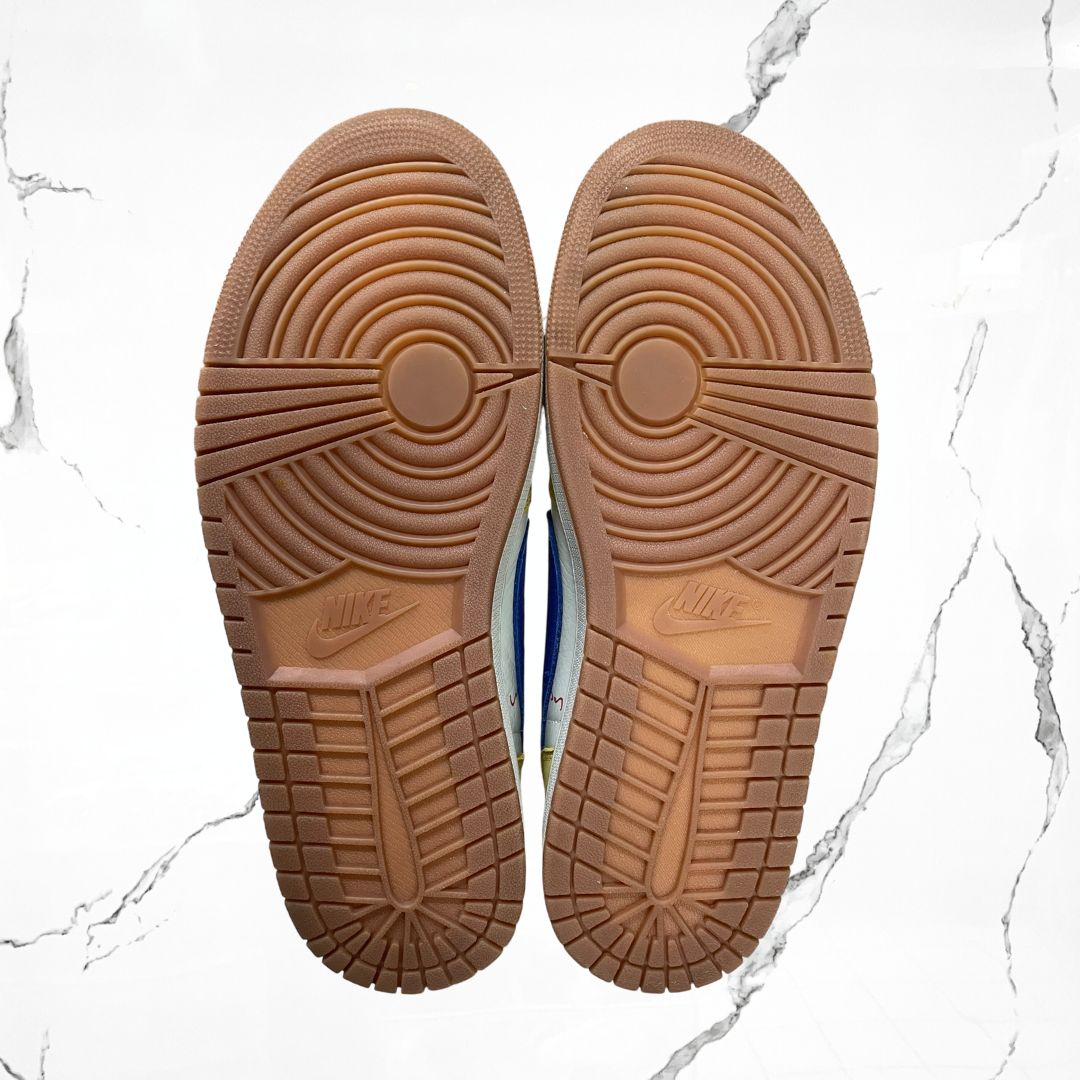 Jordan 1 Low OG Travis Scott Canary (W) (De Uso) - Urban Utility