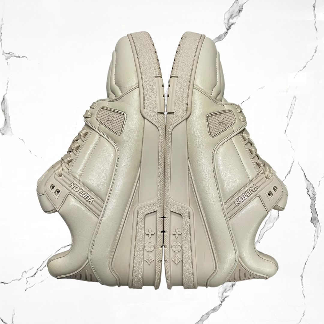 Louis Vuitton Trainer Beige (De Uso) - Urban Utility