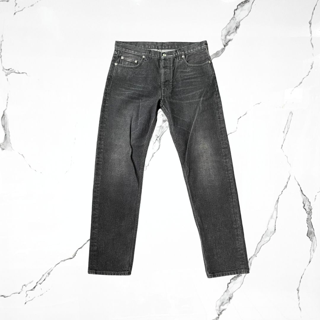 Off White Black Wash Jeans (De Uso) - Urban Utility