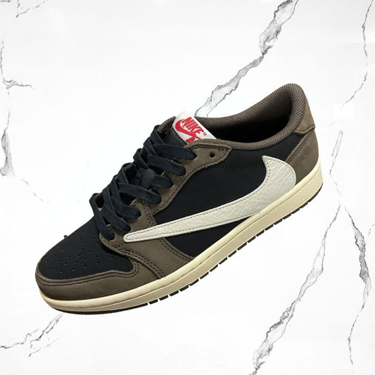 Jordan 1 Low OG Travis Scott Mocha (De Uso)