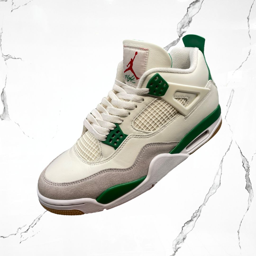 Jordan 4 SB Pine Green (De Uso)