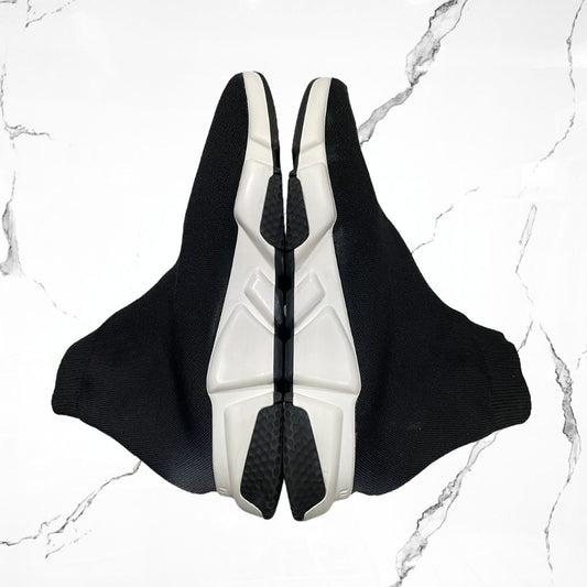 Balenciaga Speed Graffiti Trainers Black White (De Uso) - Urban Utility
