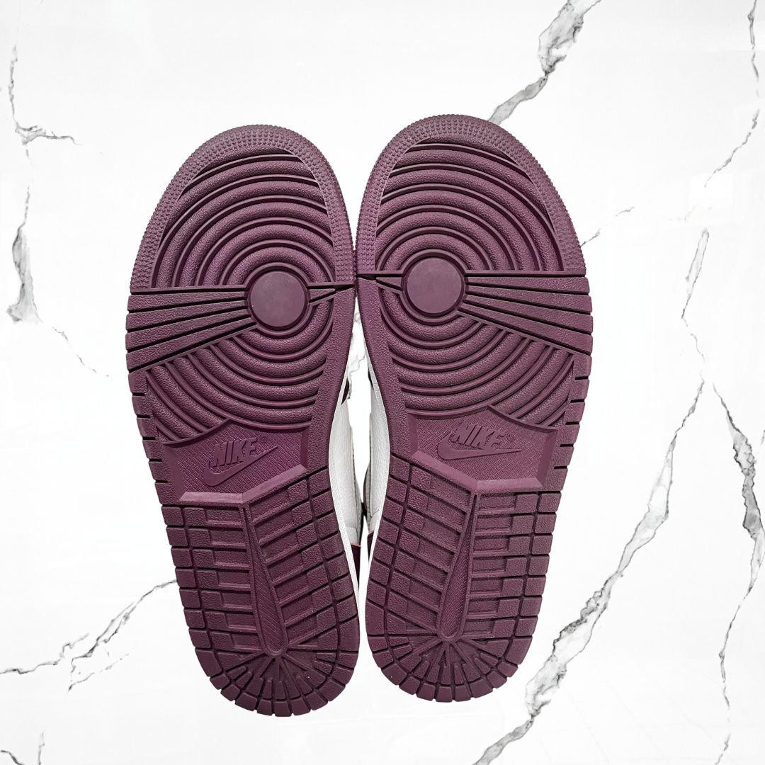 Jordan 1 High OG Bordeaux (De Uso) - Urban Utility