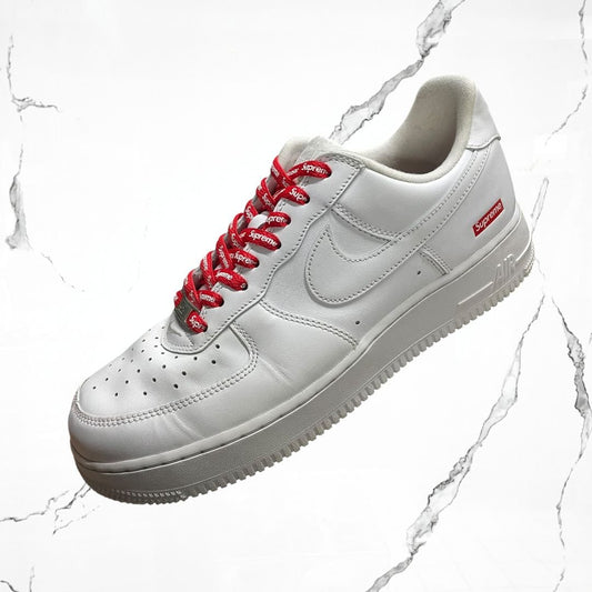 Air Force 1 Low Supreme White (De Uso) - Urban Utility