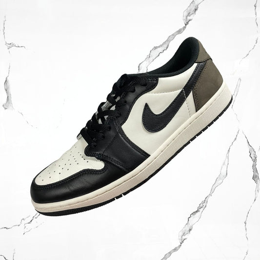 Jordan 1 Low OG Mocha (De Uso) - Urban Utility