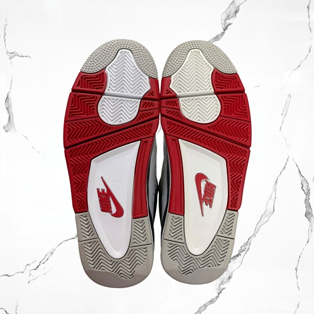 Jordan 4 Fire Red (De Uso) - Urban Utility