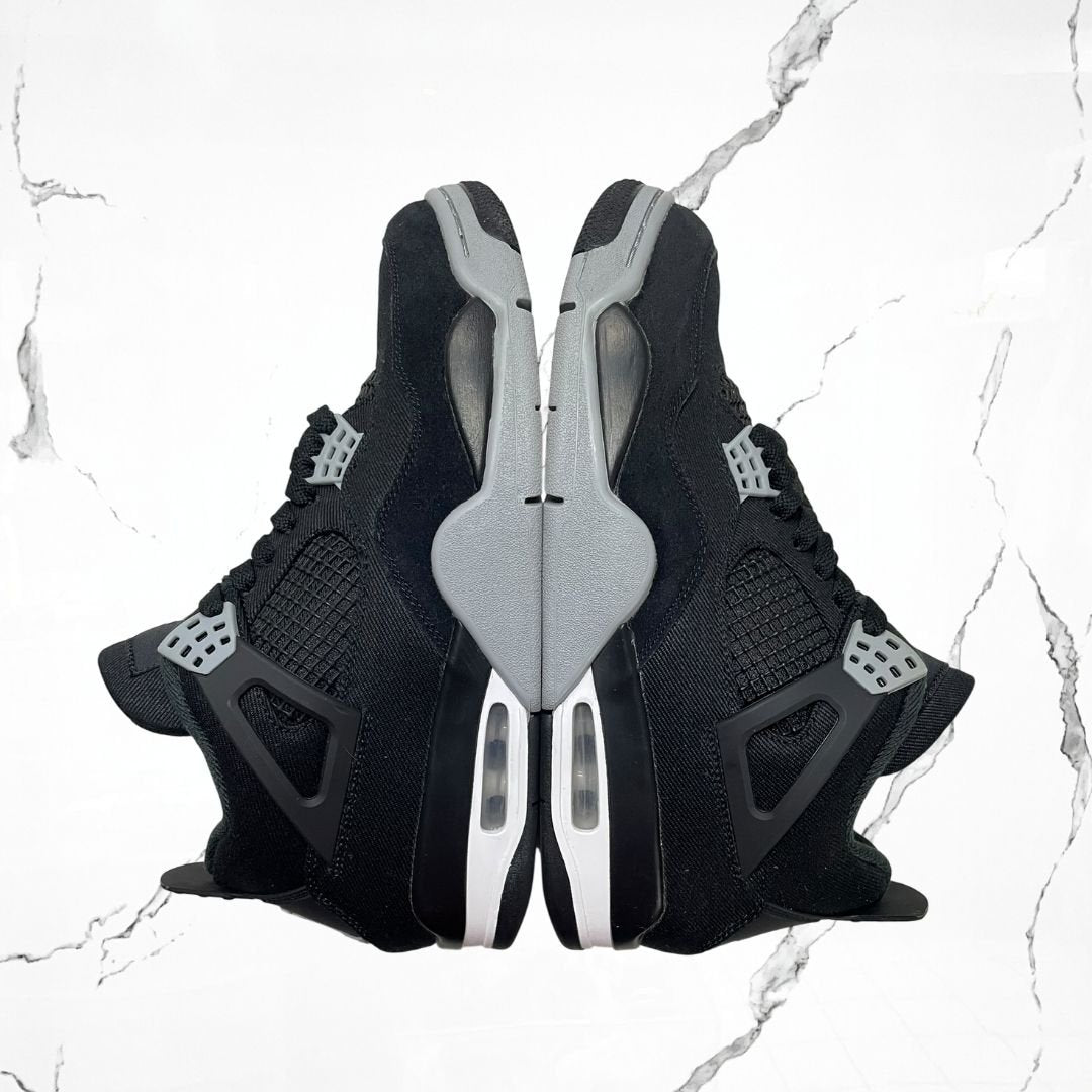 Jordan 4 Black Canvas (De Uso) - Urban Utility