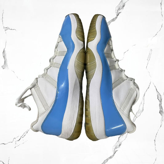 Jordan 11 Low University Blue (2017) (De Uso)
