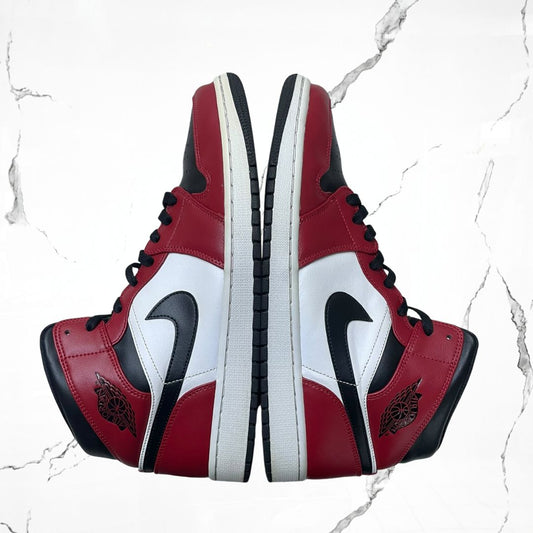 Jordan 1 Mid Chicago Toe (De Uso) - Urban Utility
