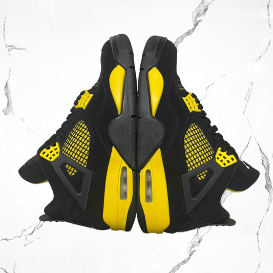 Jordan 4 Yellow Thunder (De Uso) - Urban Utility
