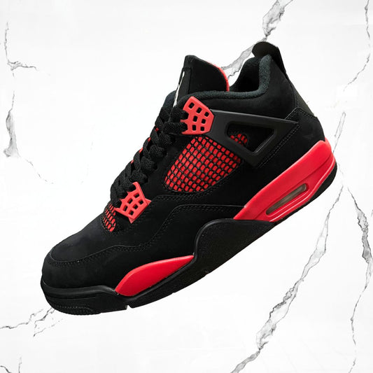 Jordan 4	Red Thunder (De Uso)