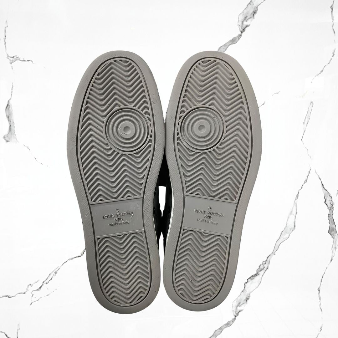 Louis Vuitton Rivoli Boot Black Grey (De Uso) - Urban Utility