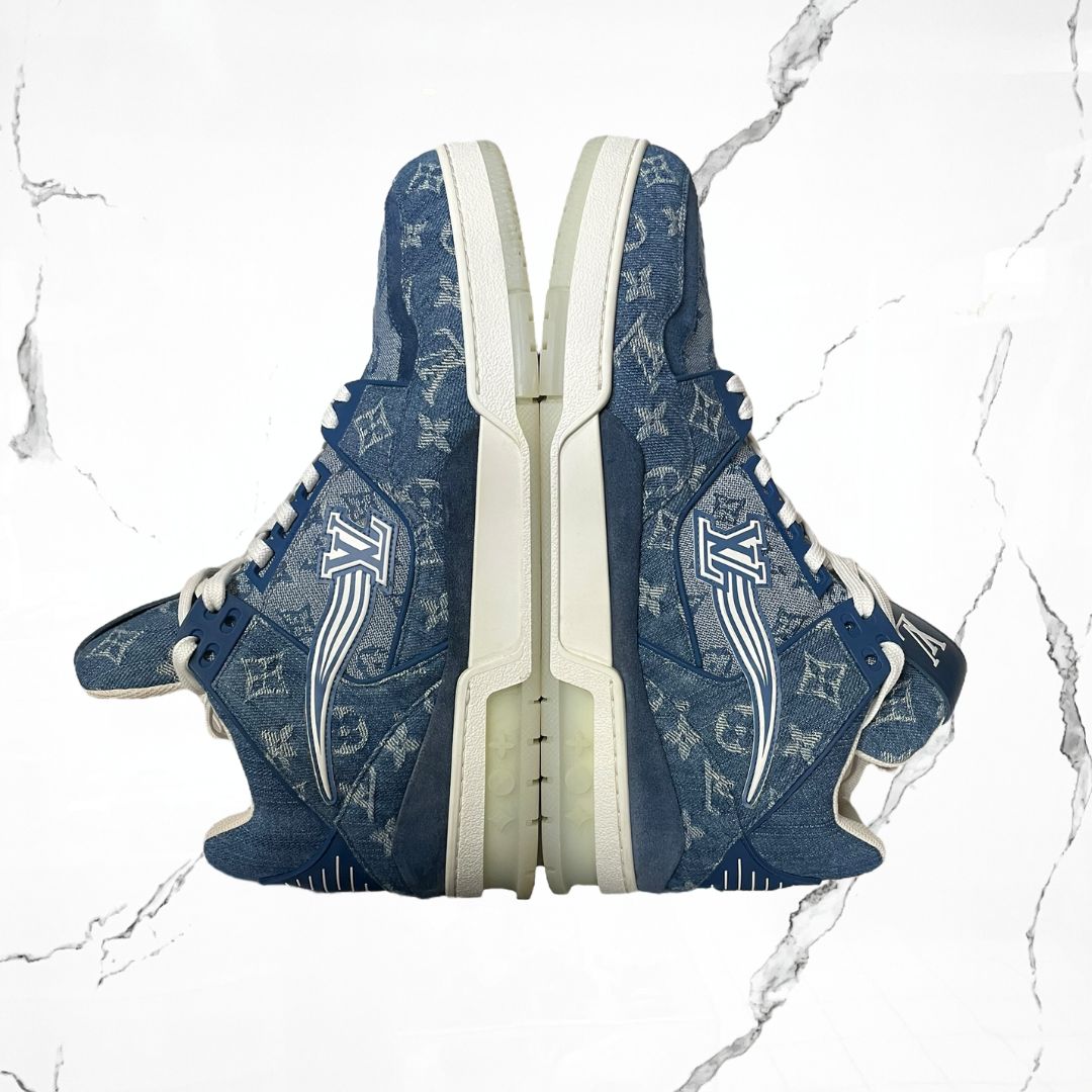 Louis Vuitton Trainer Monogram Denim (De Uso) - Urban Utility