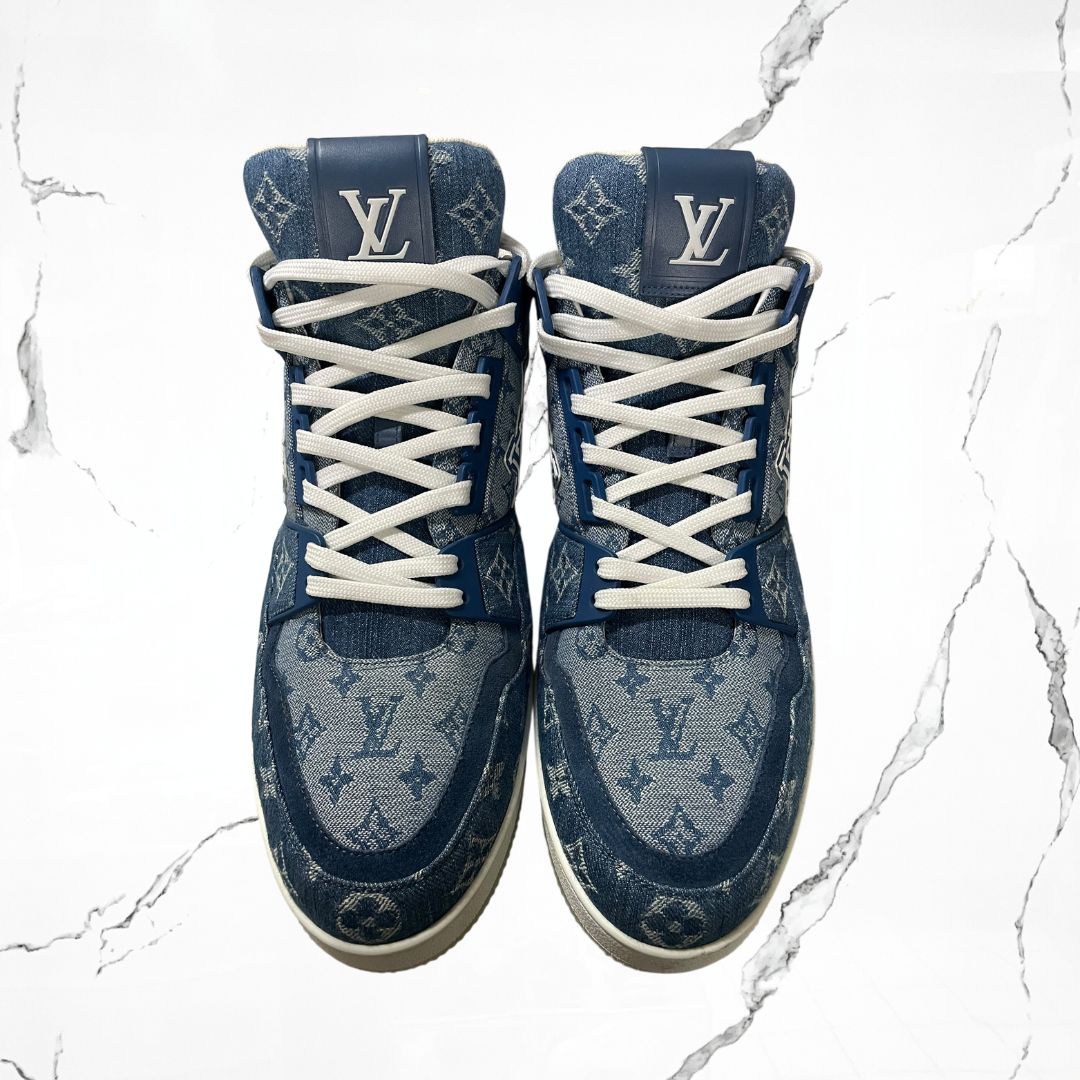Louis Vuitton Trainer Monogram Denim (De Uso) - Urban Utility