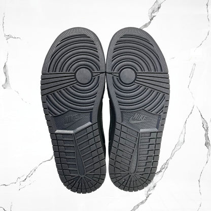 Jordan 1 Low Travis Scott Black Phantom (De Uso) - Urban Utility