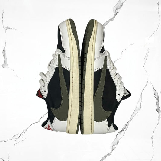 Jordan 1 Low OG Travis Scott Olive (W) (De Uso) - Urban Utility