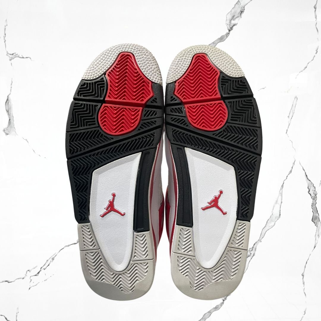 Jordan 4 Red Cement (De Uso) - Urban Utility