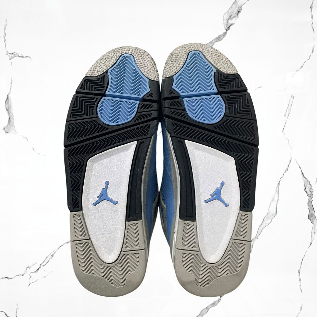 Jordan 4 University Blue (De Uso) - Urban Utility