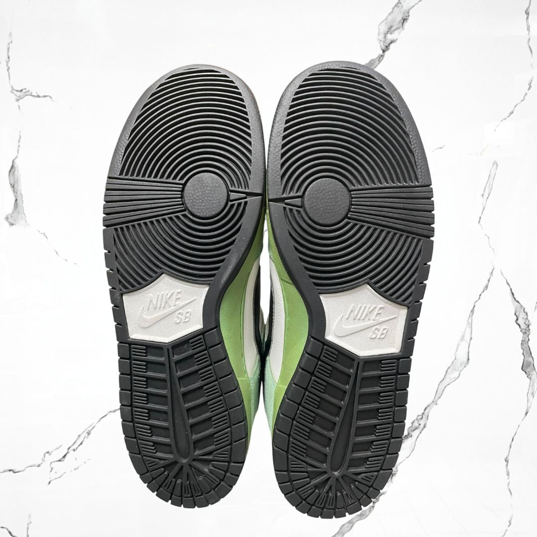 Dunk SB Low Sea Crystal (De Uso) - Urban Utility