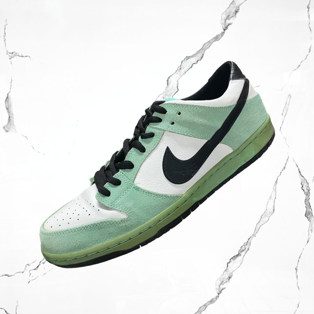 Dunk SB Low Sea Crystal (De Uso) - Urban Utility