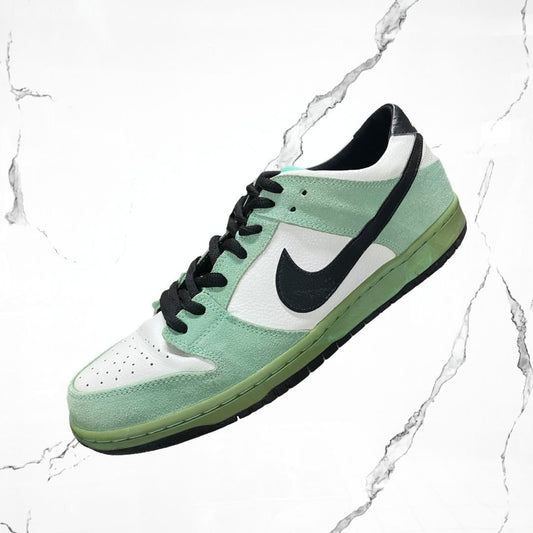 Dunk SB Low Sea Crystal (De Uso) - Urban Utility
