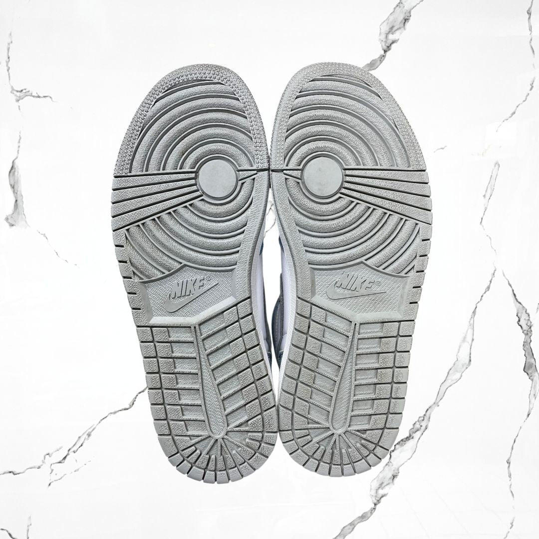 Jordan 1 High Hyper Royal Smoke Grey (De Uso) - Urban Utility