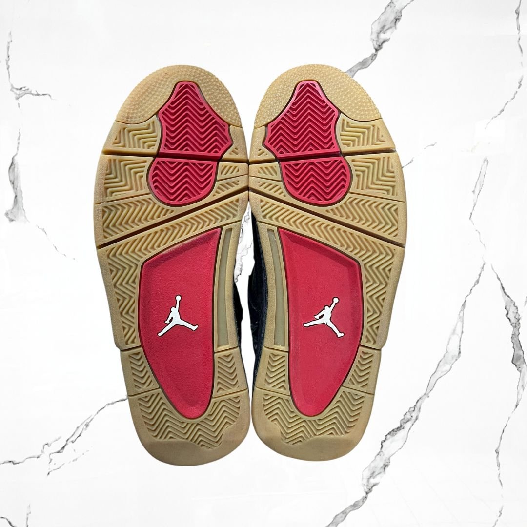 Jordan 4 Levi's Denim Black (De Uso) - Urban Utility