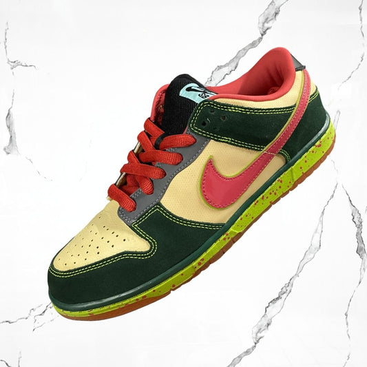 Dunk SB Low Mosquito (De uso) - Urban Utility