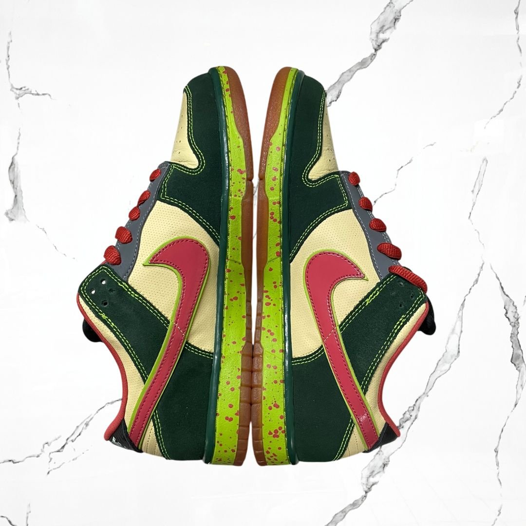 Dunk SB Low Mosquito (De uso) - Urban Utility