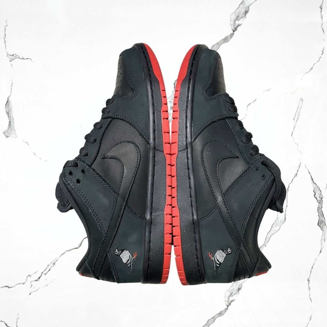 Dunk SB Low Black Pigeon (De Uso) - Urban Utility