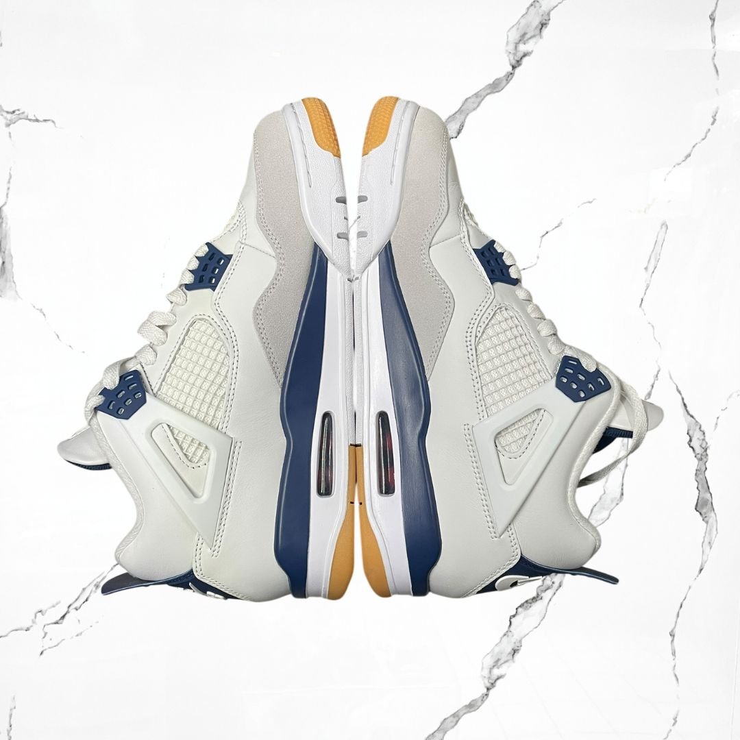 Jordan 4 SB Navy (De Uso) - Urban Utility