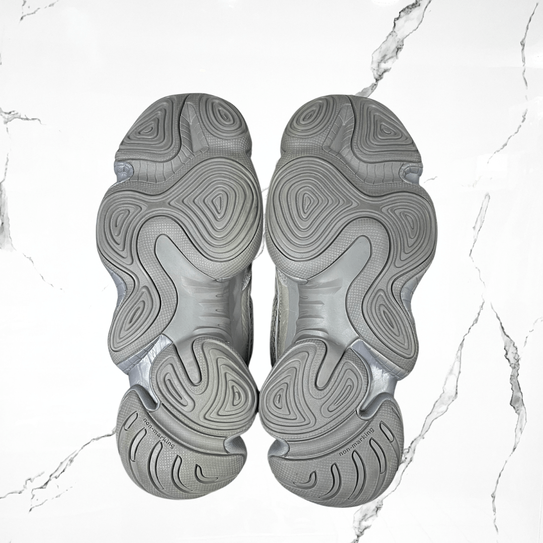 Adidas Yeezy 500 Granite (De Uso) - Urban Utility