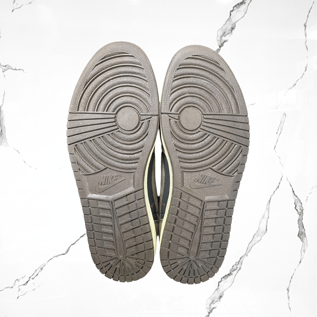 Jordan 1 Low OG Travis Scott Mocha (De Uso) - Urban Utility