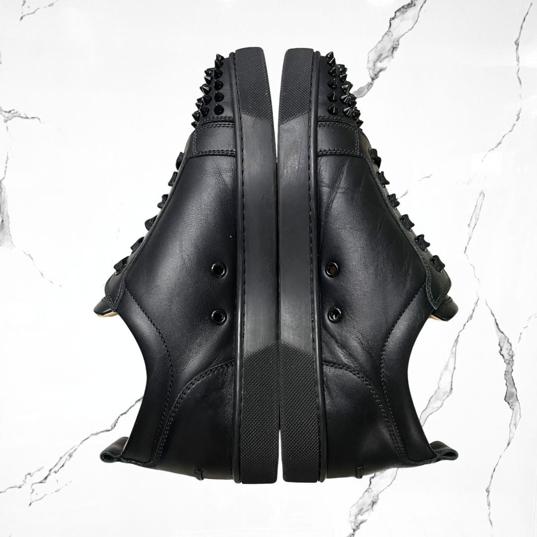 Christian Louboutin Spike Low Black (De Uso) - Urban Utility