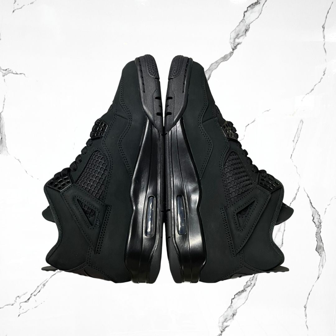 Jordan 4 Black Cat (2025) (De Uso) - Urban Utility