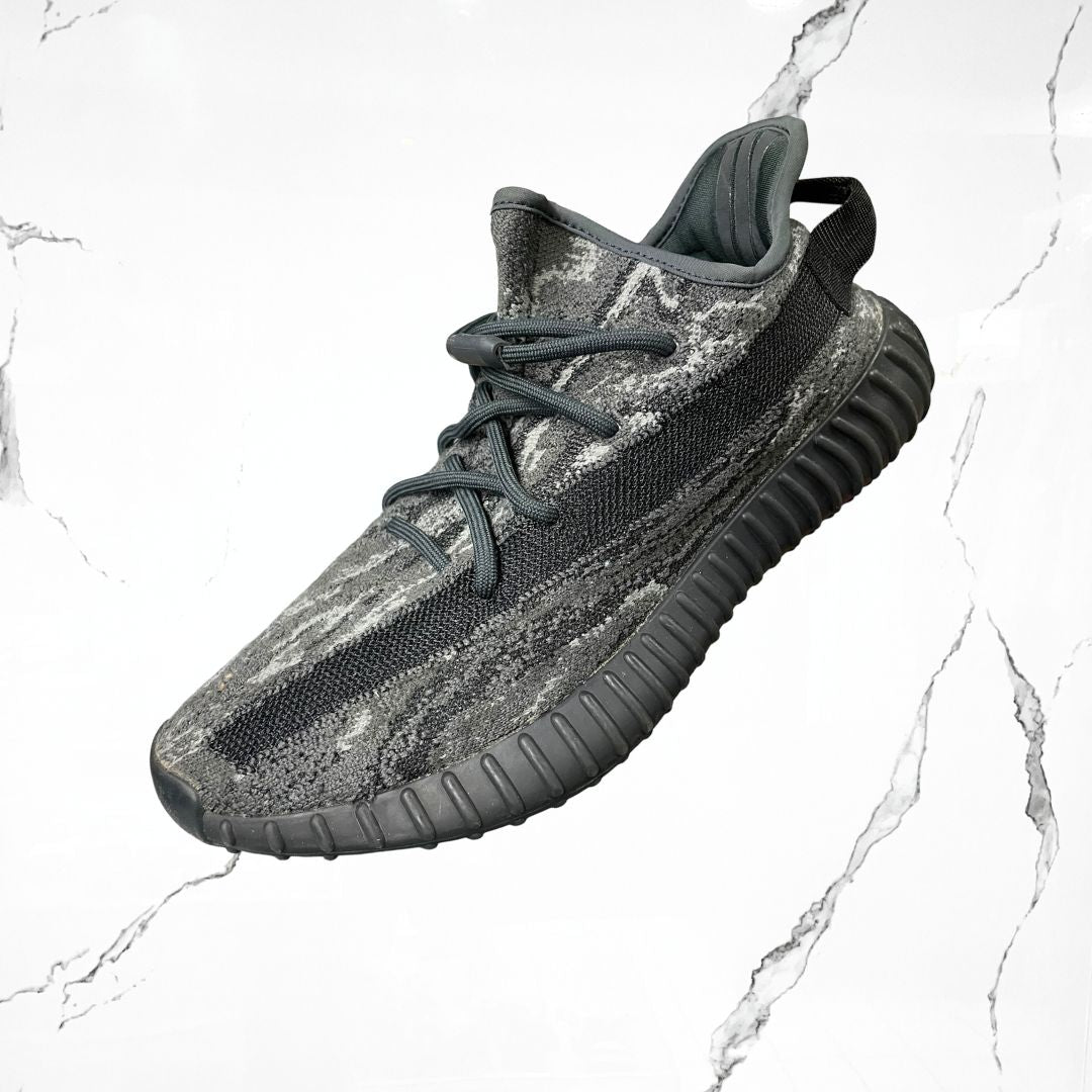 Yeezy Boost 350 V2 MX Dark Salt (De Uso) - Urban Utility