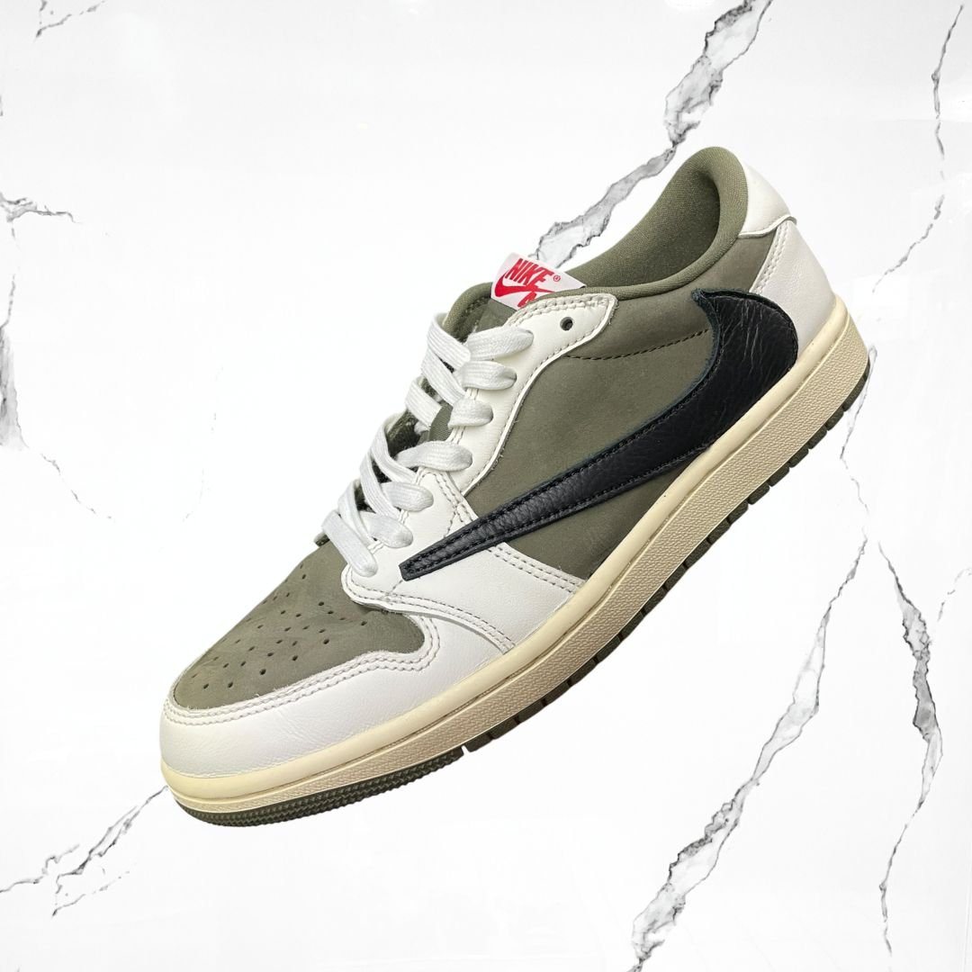 Jordan 1 Low OG Travis Scott Medium Olive (De Uso) - Urban Utility