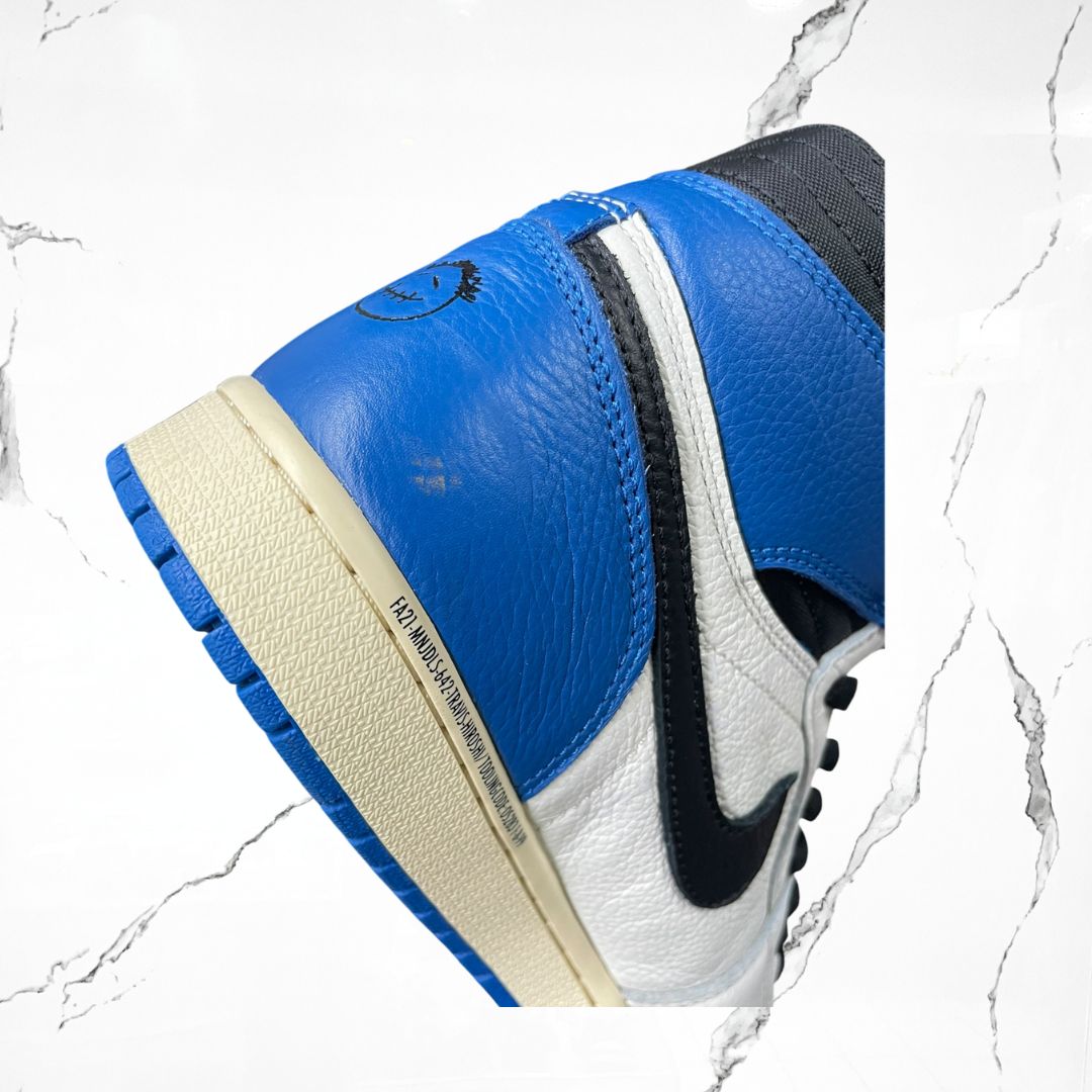 Jordan 1 High OG Fragment x Travis Scott (De Uso)