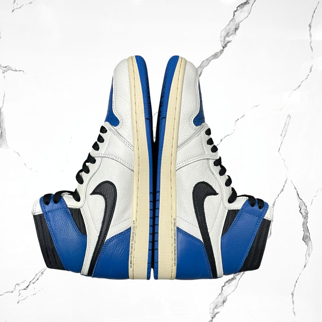 Jordan 1 High OG Fragment x Travis Scott (De Uso)