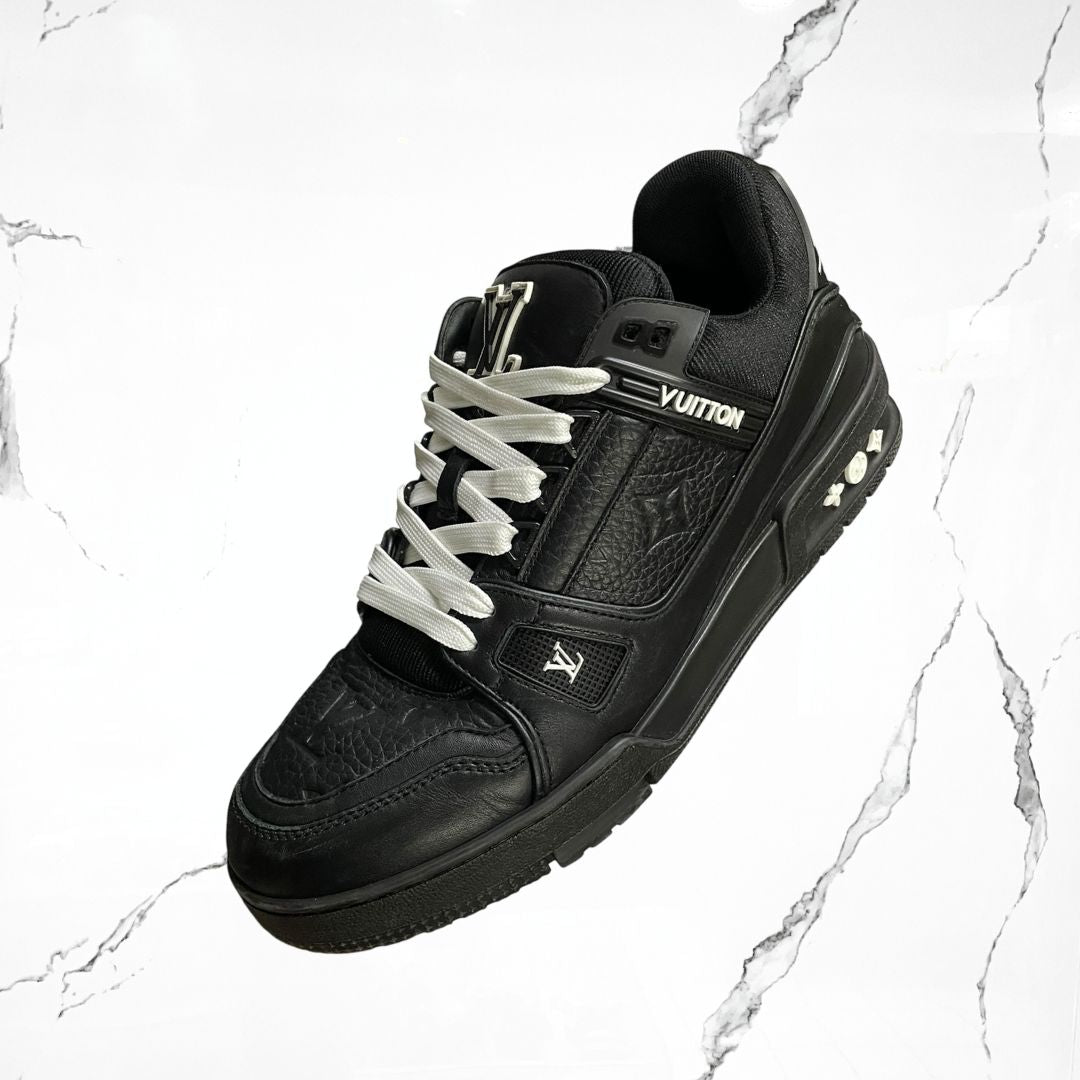 Louis Vuitton Trainer Black White (De Uso) - Urban Utility
