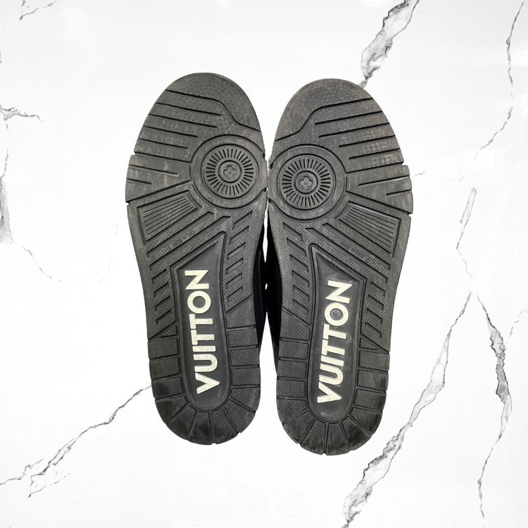 Louis Vuitton Trainer Black White (De Uso) - Urban Utility