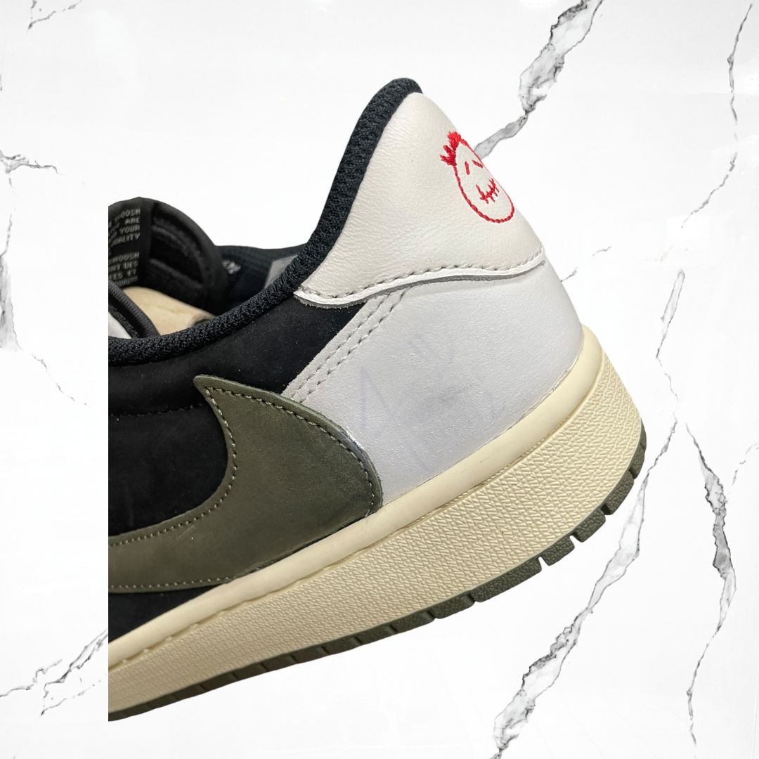 Jordan 1 Low OG Travis Scott Olive (W) *Detalle* - Urban Utility
