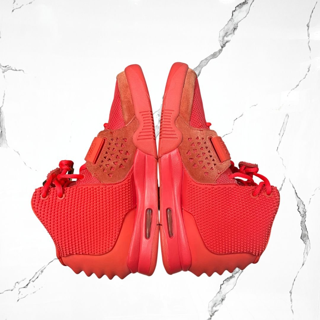 Nike Air Yeezy 2 Red October (De Uso) - Urban Utility