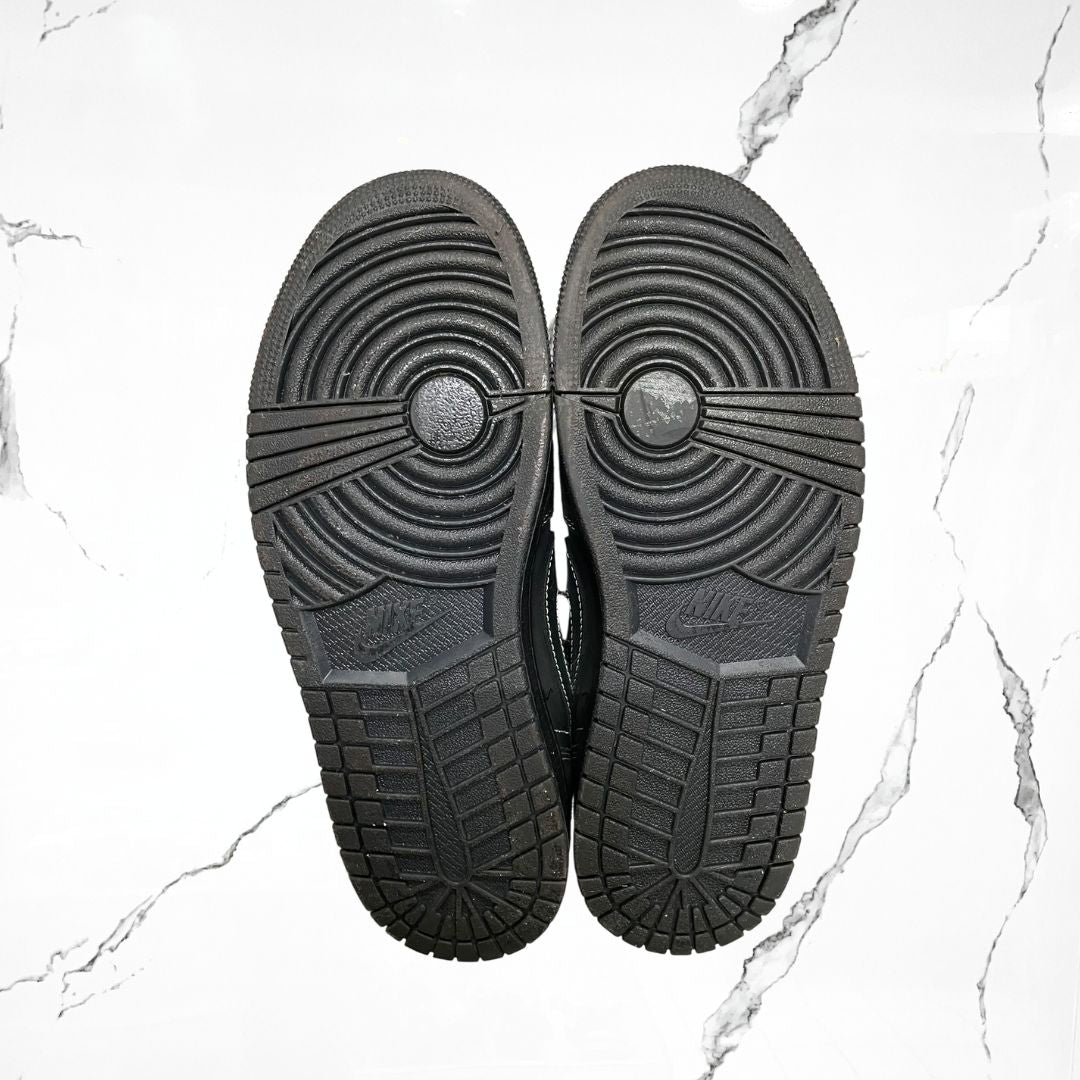 Jordan 1 Low OG Travis Scott Black Phantom (De Uso) - Urban Utility