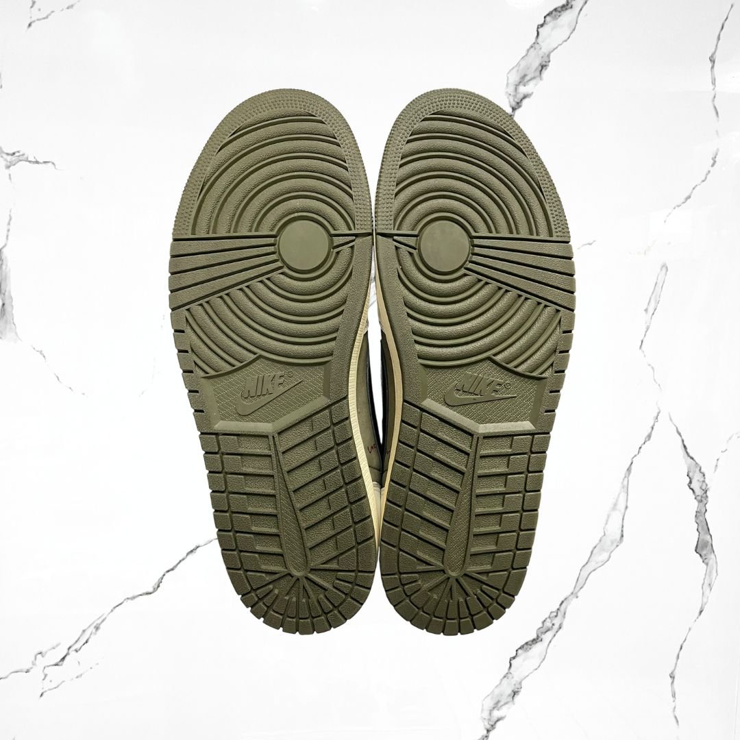 Jordan 1 Low OG Travis Scott Medium Olive (De Uso) - Urban Utility