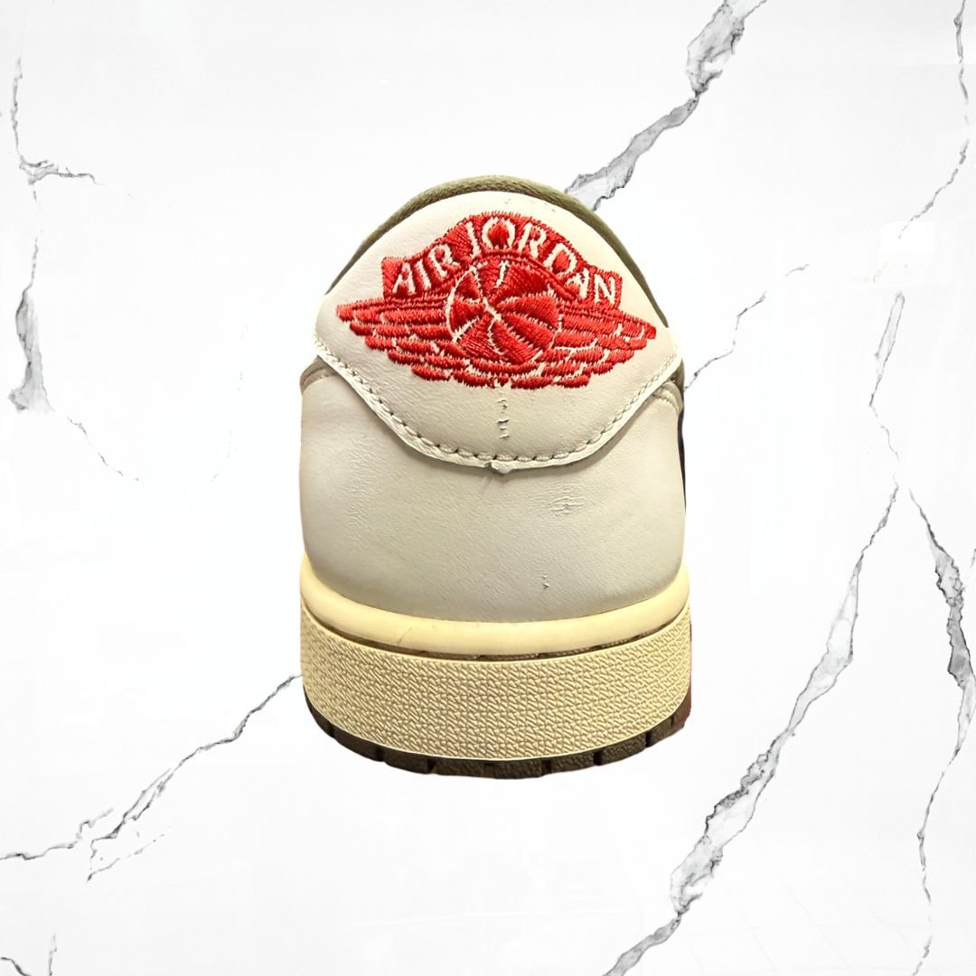 Jordan 1 Low OG Travis Scott Medium Olive (De Uso) - Urban Utility