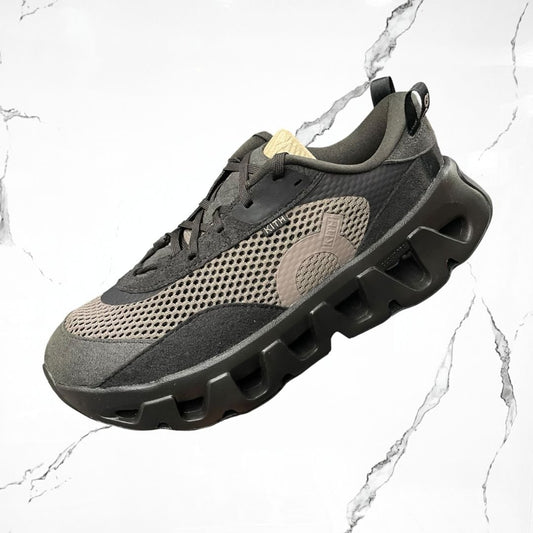 On Running K - Tech 2 Kith Thorn Ganache (W) - Urban Utility