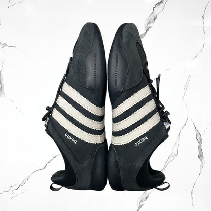 Adidas Ballerina Bad Bunny Black Chalk (De Uso) - Urban Utility