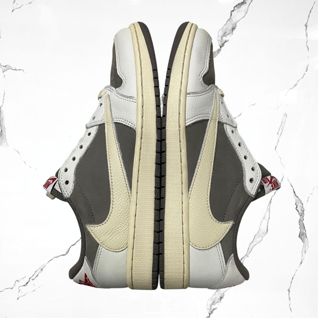 Jordan 1 Low OG Travis Scott Reverse Mocha (De uso) - Urban Utility